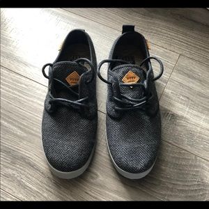 Reef landis shoe size 6, new without box
